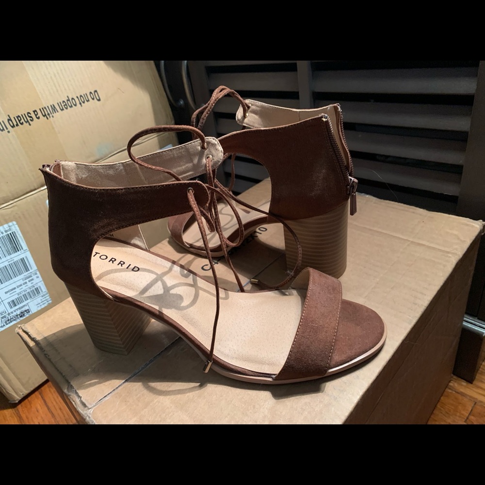 Torrid suede Brown Lace up chunk heels